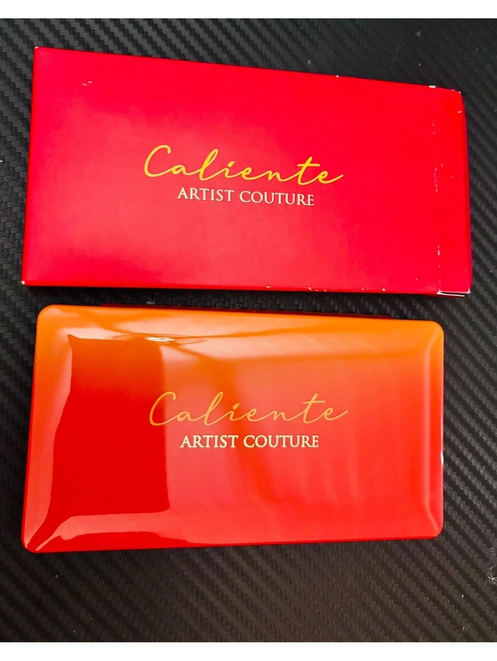 Artist Couture Caliente palette